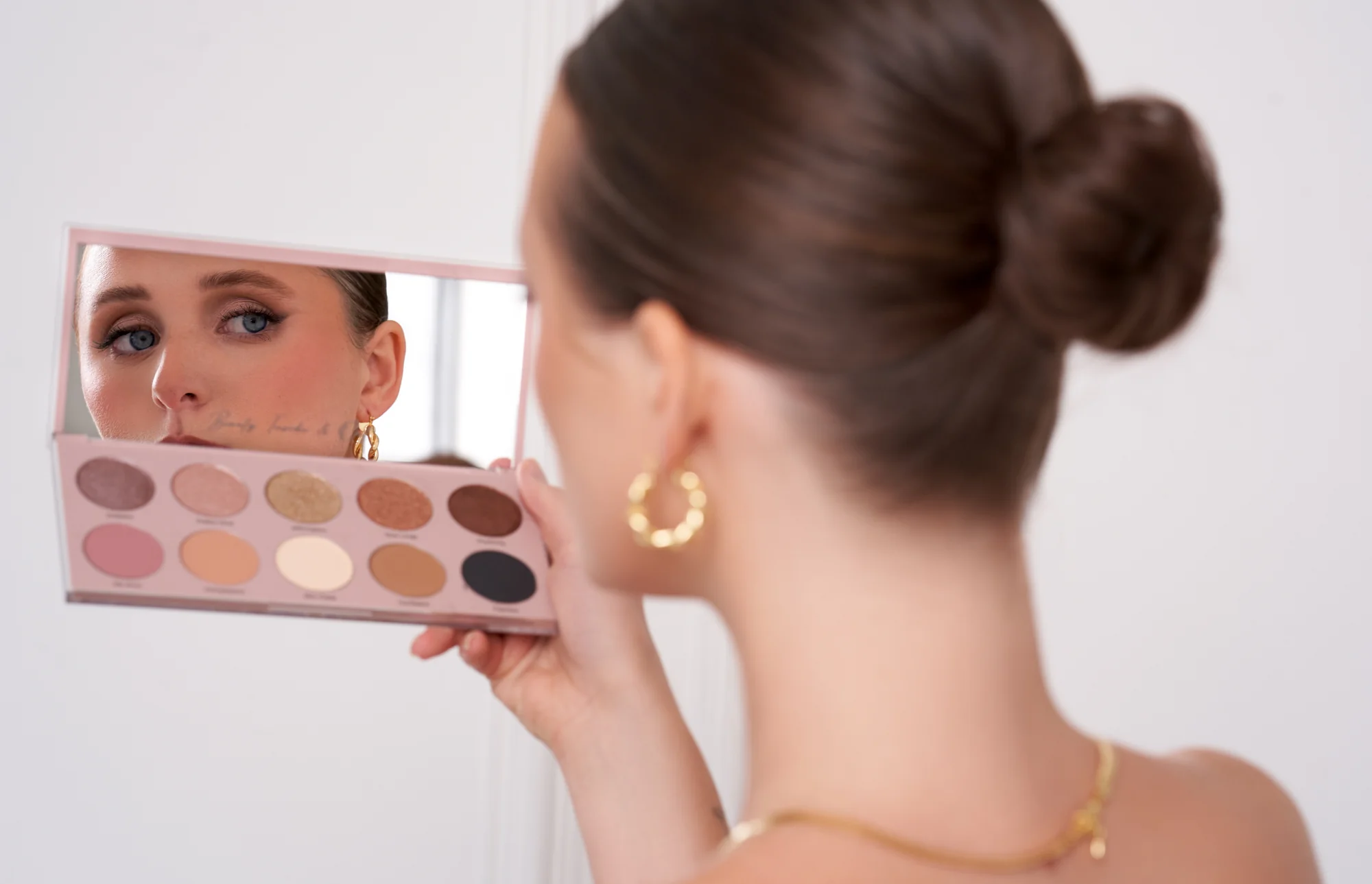 Smashbox Store 20 Smashbox Store -Smashbox Store ROSITA BANNER 2 1